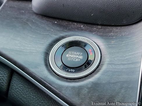 Used 2022 Jeep Grand Cherokee L Limited w/ Trailer Tow Group (B) image 18