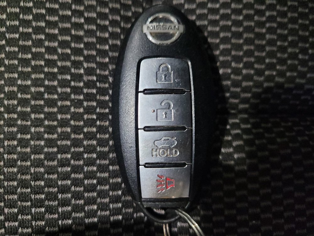 Used 2019 Nissan Versa SV w/ SV Special Edition Package FWD image 32