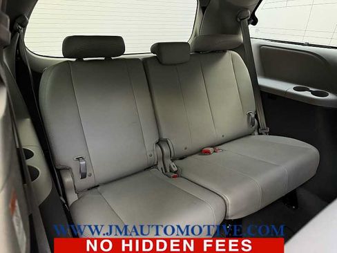 Used 2020 Toyota Sienna XLE Premium AWD/4WD image 20