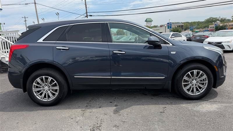 Used 2018 Cadillac XT5 Luxury w/ Driver Awareness Package AWD/4WD image 7