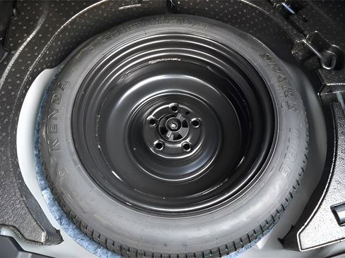 Used 2024 MAZDA MAZDA3 s image 10