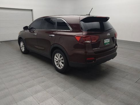 Used 2019 Kia Sorento FWD image 5