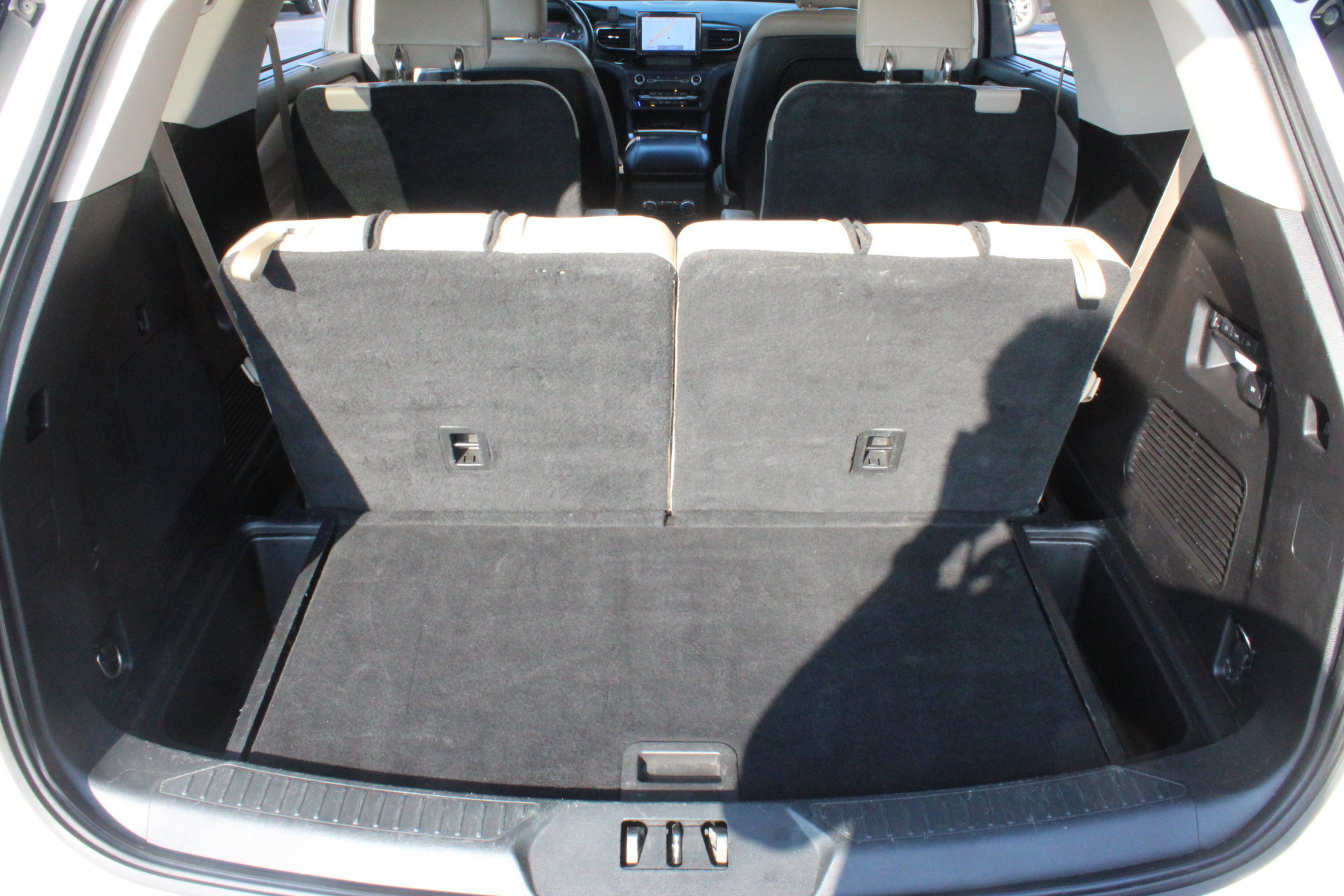 Used 2020 Ford Explorer Limited AWD/4WD image 31
