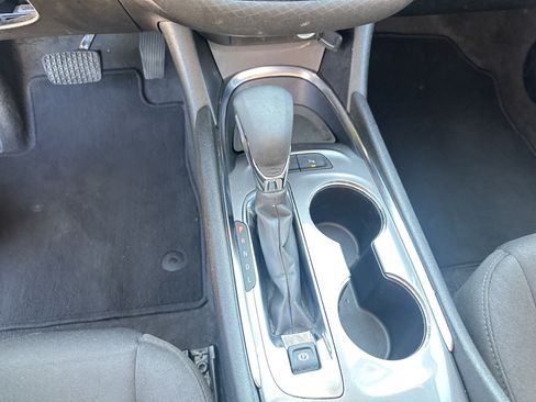 Used 2024 Chevrolet Malibu LT FWD image 29