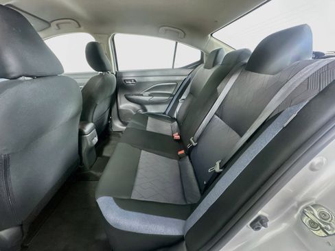 Used 2025 Nissan Versa SV FWD image 27