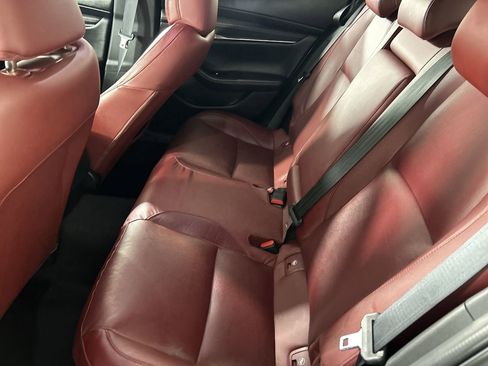 Used 2024 MAZDA MAZDA3 s image 24