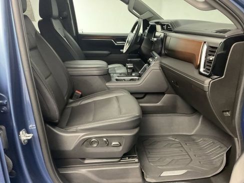 Used 2025 GMC Sierra 1500 Denali image 29
