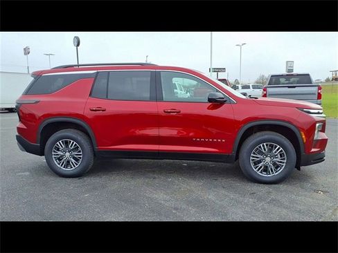 New 2026 Chevrolet Traverse LT w/ Driver Confidence Package image 9
