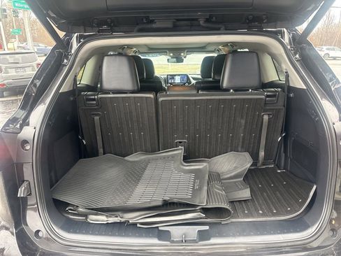 Used 2021 Toyota Highlander Platinum AWD/4WD image 33
