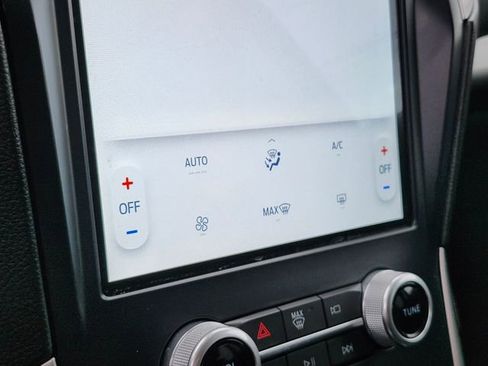 Certified 2022 Ford Edge SE w/ Black Appearance Package image 22