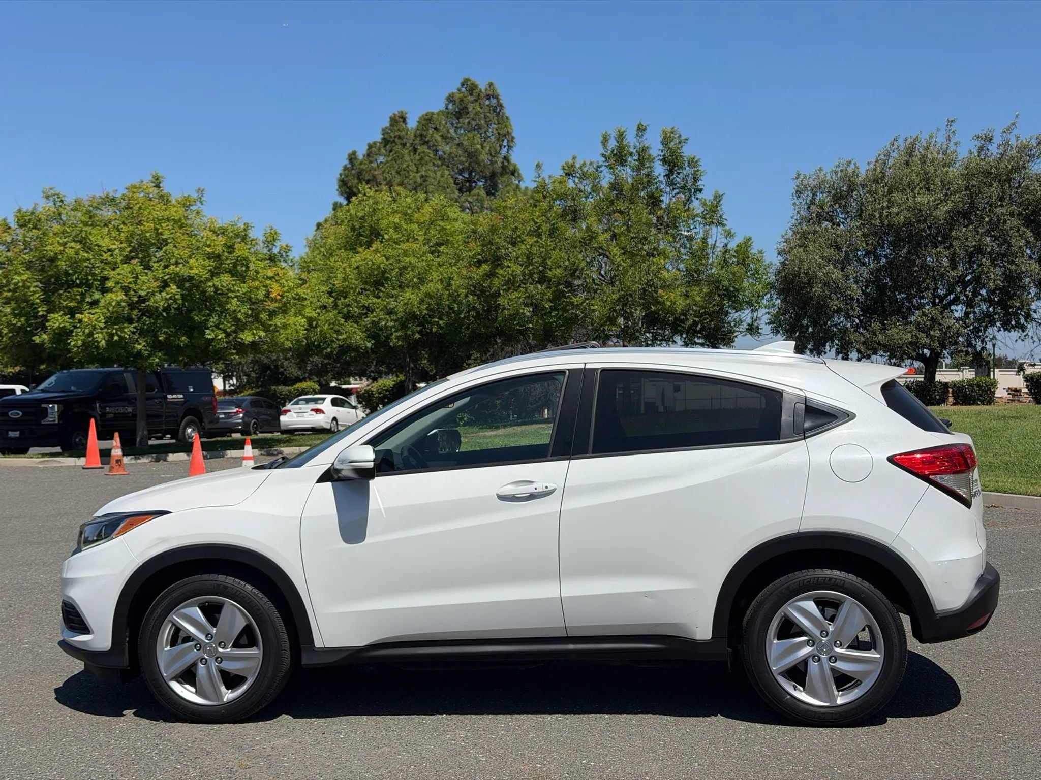 Used 2020 Honda HR-V EX image 2