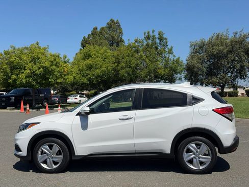 Used 2020 Honda HR-V EX image 2