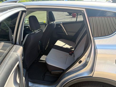 Used 2018 Toyota RAV4 XLE w/ Plus Extra Value Package FWD image 14