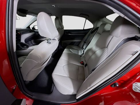 Used 2024 Toyota Camry SE image 24