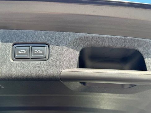 Used 2023 Kia Telluride EX w/ EX Captain's Chair Package image 26