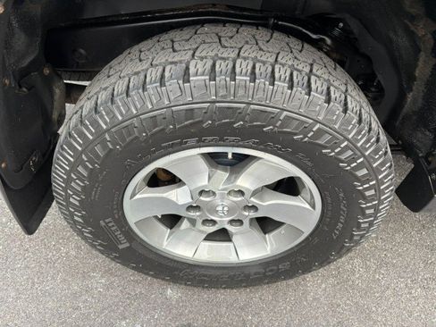 Used 2011 Toyota 4Runner SR5 image 27