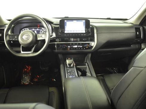 Used 2024 Nissan Pathfinder SL w/ Cargo Package AWD/4WD image 29