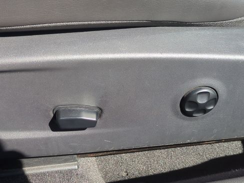 Used 2014 Dodge Challenger R/T image 20