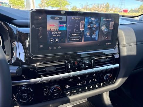 New 2026 Nissan Pathfinder Platinum AWD/4WD image 13