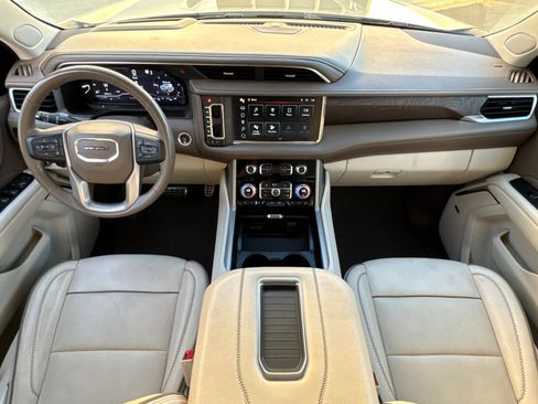 Certified 2023 GMC Yukon XL Denali RWD image 22