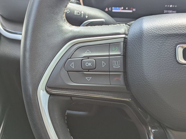 Used 2022 Jeep Grand Cherokee L Laredo w/ Luxury Tech Group I RWD image 29