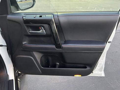 Used 2022 Toyota 4Runner TRD Off-Road Premium w/ Moonroof Package image 27