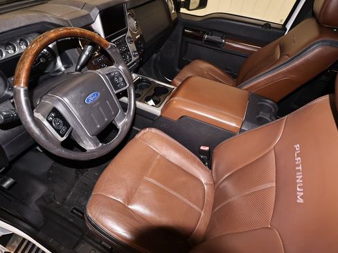Used 2014 Ford F450 Platinum w/ Platinum Package AWD/4WD image 32