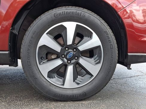 Used 2017 Subaru Forester 2.5i w/ Alloy Wheel Package AWD/4WD image 5