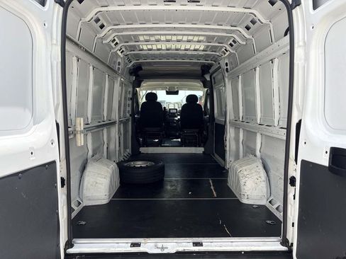 Used 2023 RAM ProMaster 3500 FWD image 11