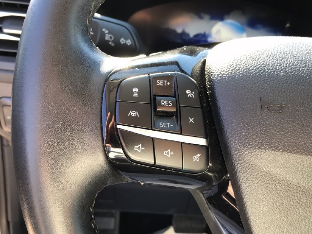 Used 2022 Ford Escape Titanium AWD/4WD image 10