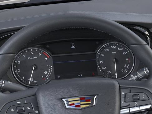 New 2025 Cadillac XT6 Luxury FWD image 18