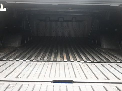 Used 2023 GMC Sierra 1500 AT4 w/ AT4 Premium Package AWD/4WD image 25