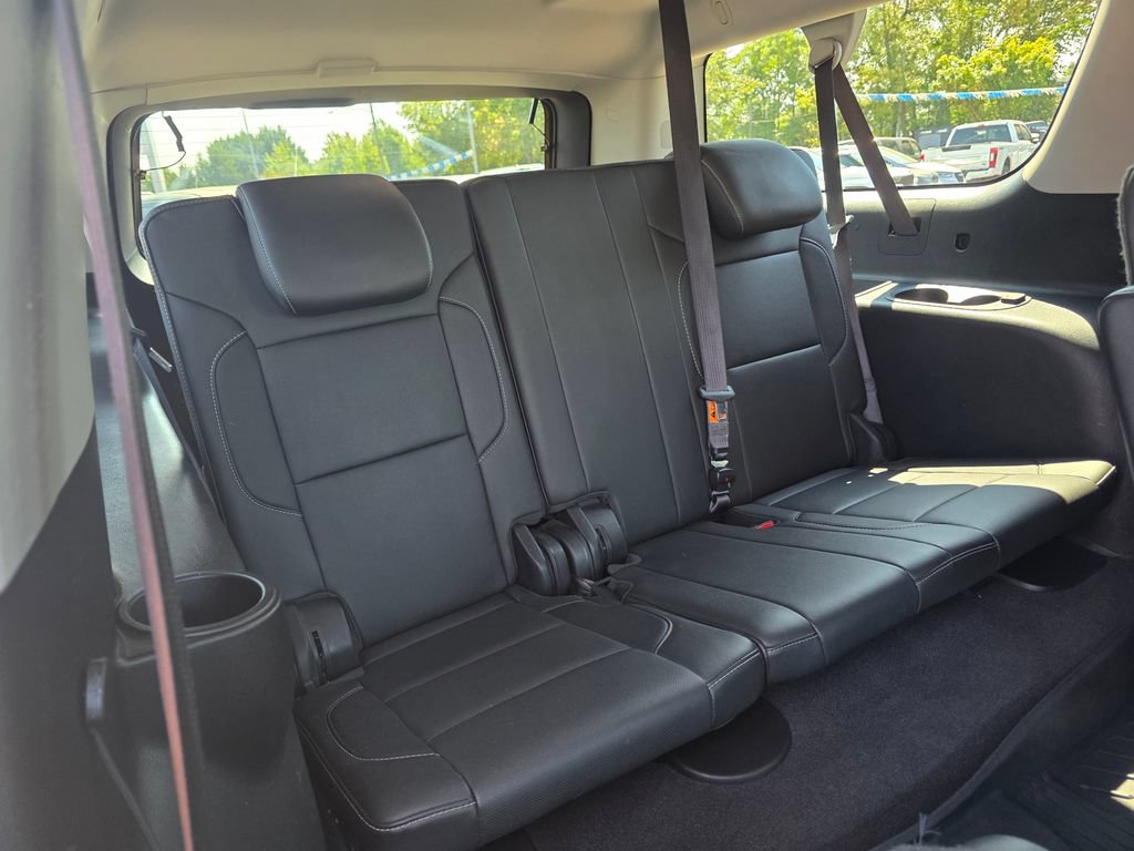 Used 2019 Chevrolet Suburban Premier AWD/4WD image 25