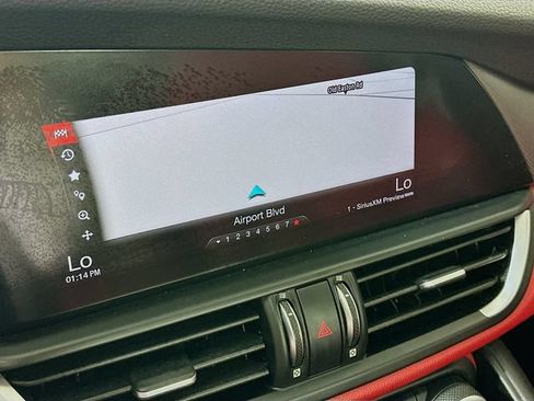 Used 2019 Alfa Romeo Giulia Ti Sport w/ Quick Order Package 22S Sport AWD/4WD image 17
