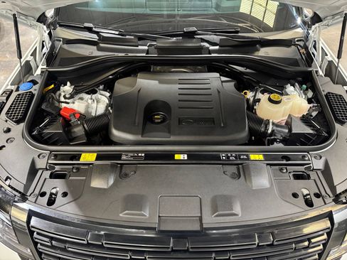 Used 2025 Land Rover Range Rover Autobiography AWD/4WD image 43