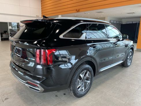 Used 2021 Kia Sorento EX image 5