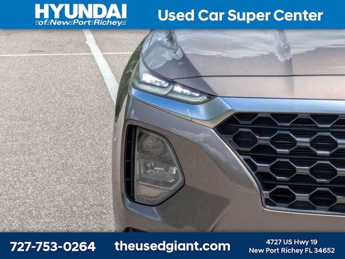 Used 2020 Hyundai Santa Fe SE w/ Cargo Package FWD image 9