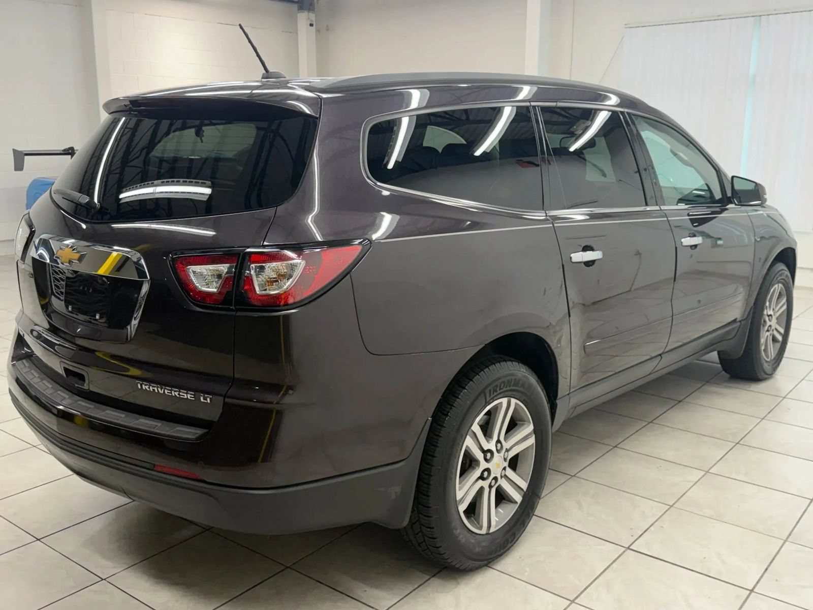 Used 2015 Chevrolet Traverse LT AWD/4WD image 9