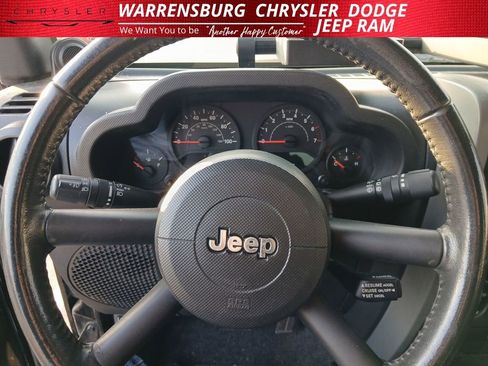 Used 2009 Jeep Wrangler X image 17