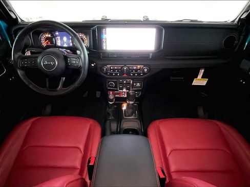 Used 2024 Jeep Wrangler Unlimited Rubicon 392 image 17