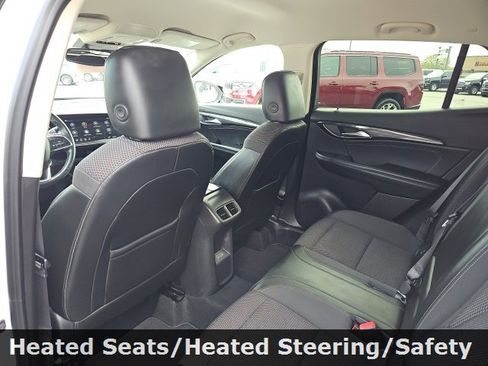 Used 2022 Buick Envision Preferred image 26