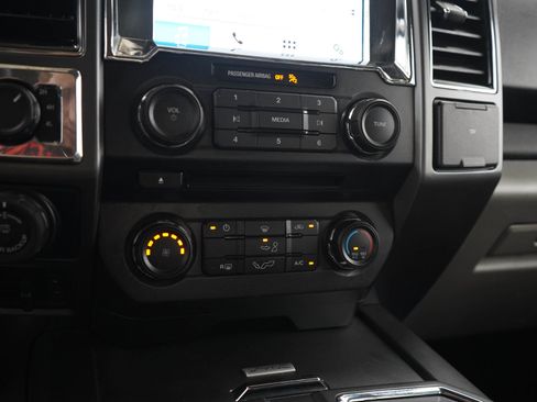 Used 2018 Ford F150 XLT w/ Equipment Group 301A Mid AWD/4WD image 21