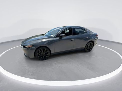 Used 2022 MAZDA MAZDA3 s image 4