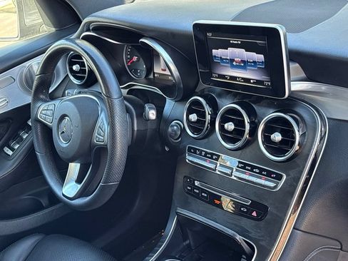 Used 2019 Mercedes-Benz GLC 300 image 33