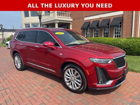 Used 2023 Cadillac XT6 Premium Luxury w/ Platinum Package AWD/4WD image 5