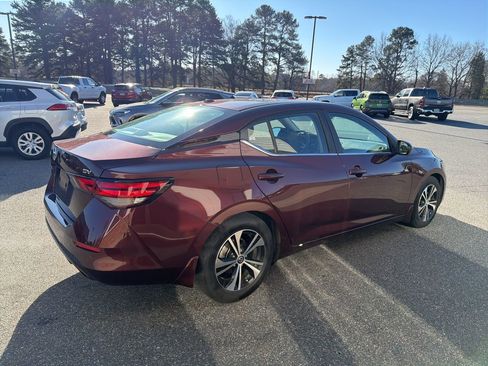 Used 2021 Nissan Sentra SV image 8