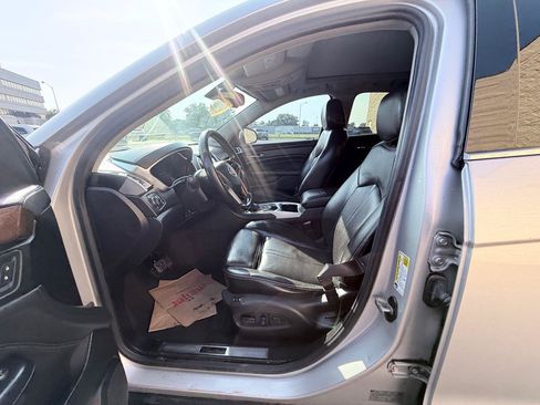 Used 2015 Cadillac SRX Luxury AWD/4WD image 11