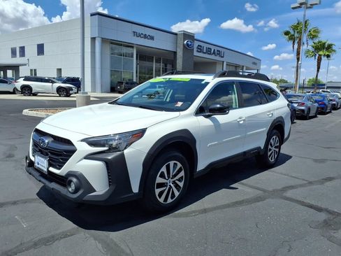 Used 2024 Subaru Outback Premium AWD/4WD image 8