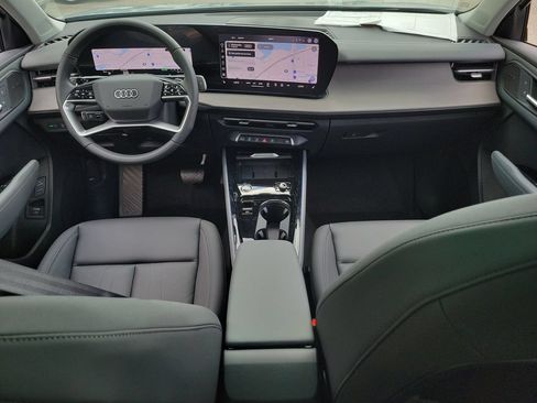 New 2026 Audi Q3 quattro 2.0T AWD/4WD image 23