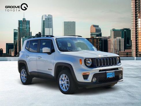 Used 2021 Jeep Renegade Latitude w/ Convenience Group AWD/4WD image 7